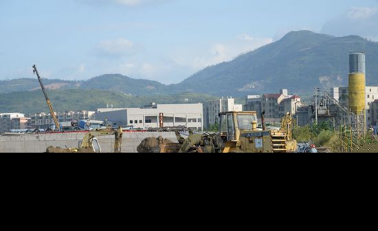 海峡汽车文化广场新榕路 拟下月底前通车