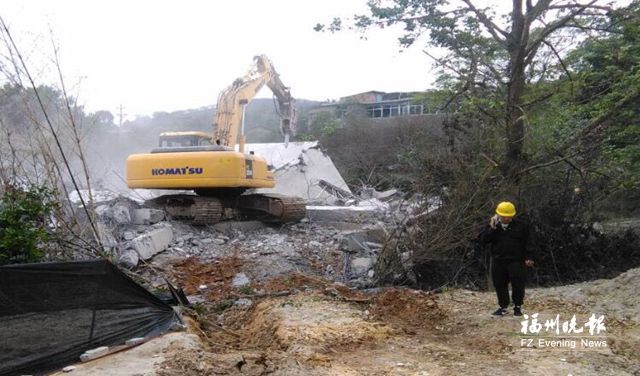 永泰吹响百日攻坚冲锋号角 拆除建筑400平方米