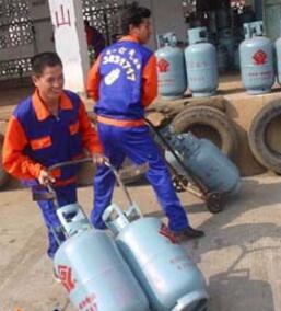 福州城区民用管道液化气价下调 每立方米下调2.5元