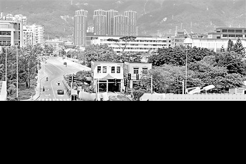福州晋安区龙头路垃圾站搬迁延期 占了两车道