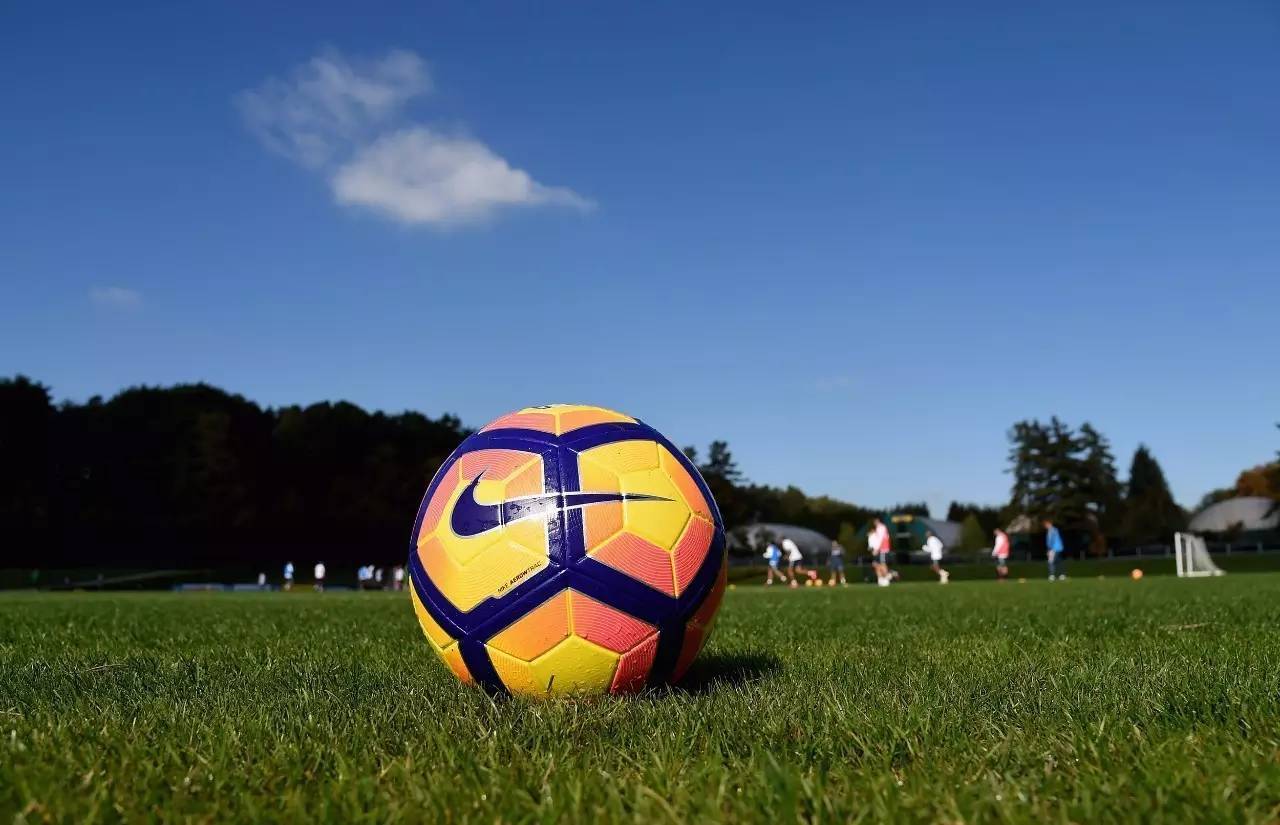 青少年足球“周赛制”明年推行 足协将出资75%