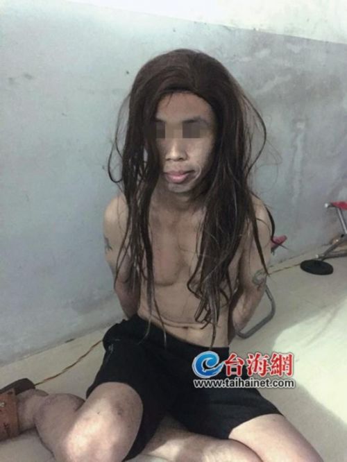 30岁男子扮成女性盗窃