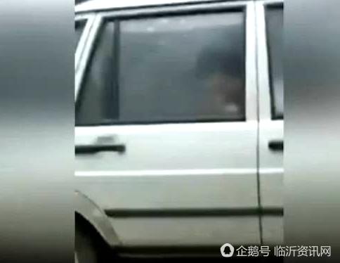 临沂驾校学员学车1分30秒车震视频下载 驾校否认是教练在车震
