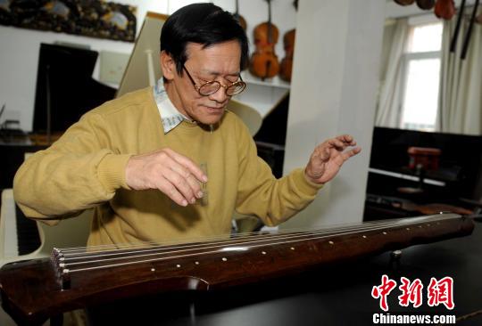 七旬老人办乐器博物馆：&ldquo;生命不息，制琴不止&rdquo;