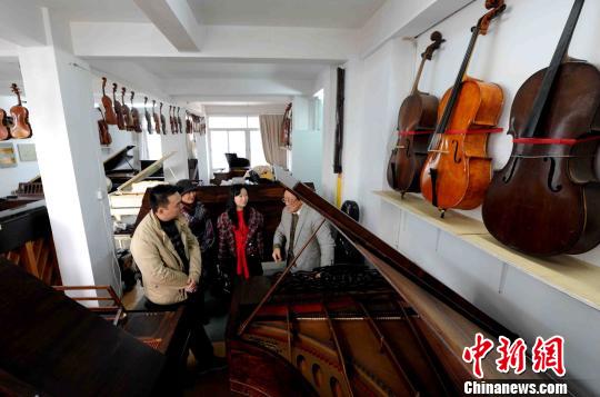 七旬老人办乐器博物馆：&ldquo;生命不息，制琴不止&rdquo;