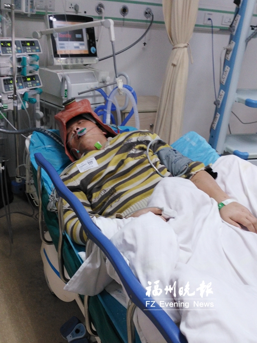 他5岁丧父又遇车祸 被继父赶出家门25岁生命垂危