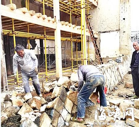 闽清宏琳厝修复 部分木结构开始吊装