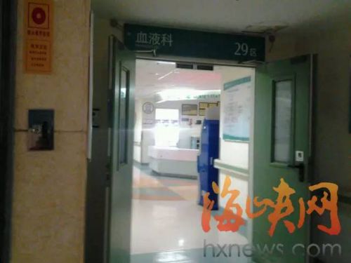 省立晕倒护士仍在重症监护 明天是她26岁生日