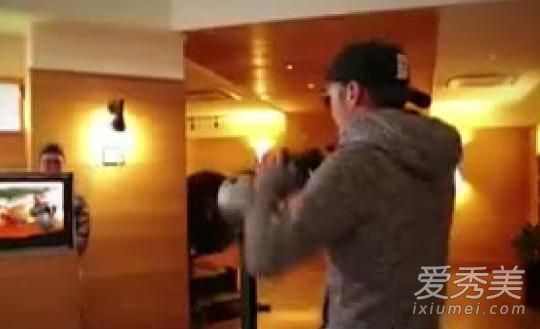 王菲12月30日在上海举行演唱会 谢霆锋提供VR全景直播拍摄