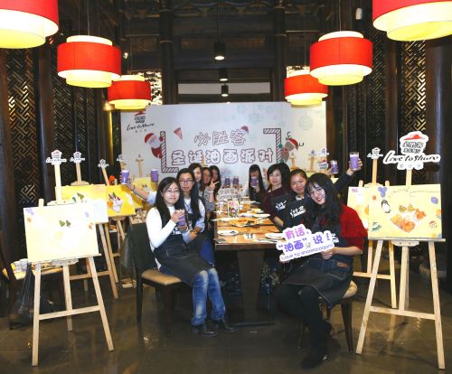 必胜客玩艺术，圣诞油画派对送出别样新年祝福
