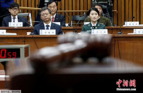 韩宪法法院首次预审总统弹劾案 朴槿惠未出席