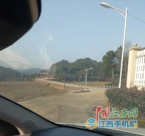江西万年县交通局长被曝建两栋别墅，当地纪检部门已介入调查