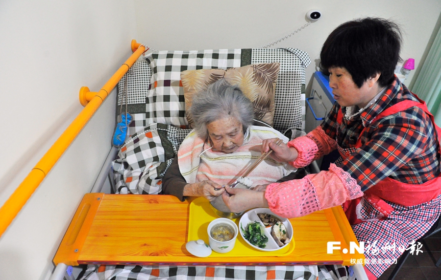 福州将发展嵌入式居家养老服务 养老不离社区