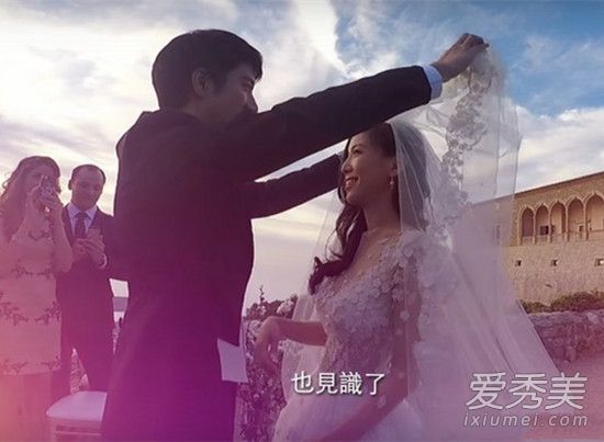 王力宏欧洲古堡婚礼画面首度公开 流泪对视李靓蕾超浪漫
