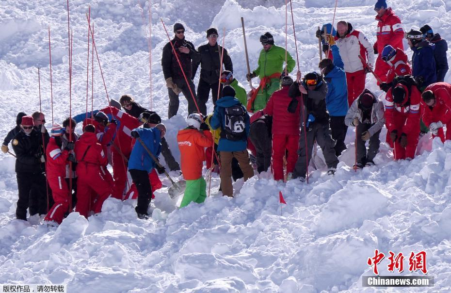 法国滑雪胜地雪崩至少4人丧生 罪魁祸首是更高处的滑雪者(图)