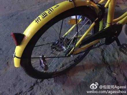 福州共享单车损毁调查！这些惨剧都真实发生了