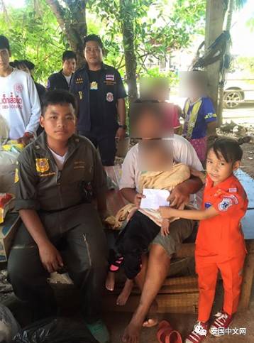 泰国6岁小女孩爱救死扶伤成网红 katoon个人资料照片（2）