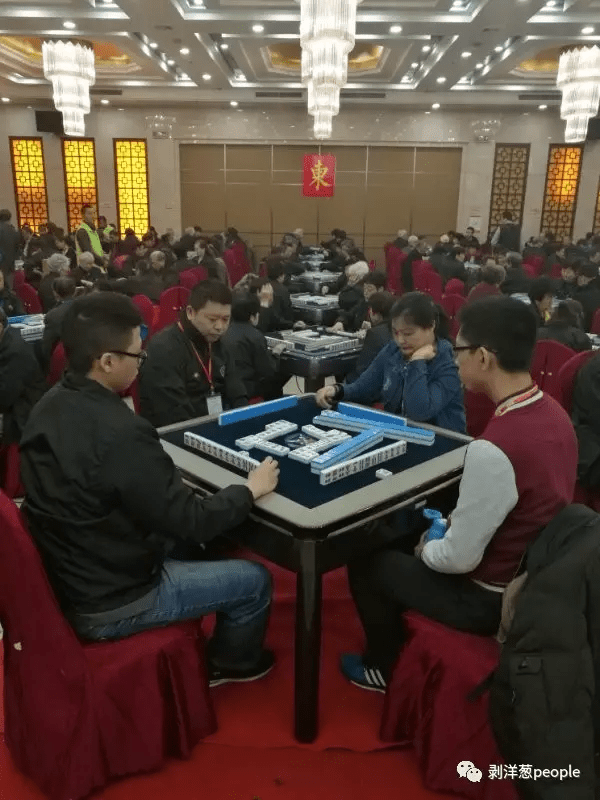 中国大妈输世界麻将赛被骂 回应:网友不懂规则