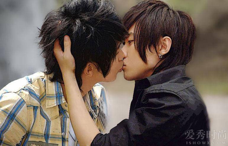 唐禹哲汪东城亲密kiss照曝光 两人不和的原因系太爱对方？
