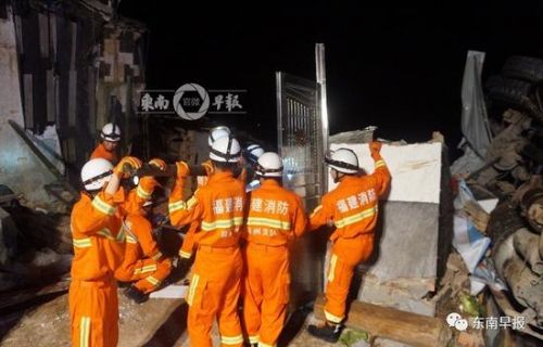惨烈！德化土方车撞塌民房 六旬阿婆被埋2人遇难
