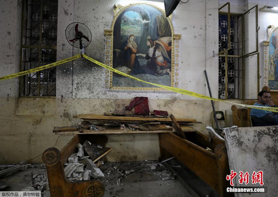 埃及教堂爆炸已致21死 遭袭教堂内景曝光 现场一片狼籍凌乱不堪
