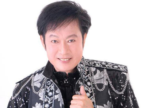 马来西亚男歌手罗宾因心脏病逝世 享年64岁