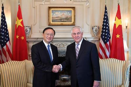 杨洁篪与美通话 希望两国共同努力促使双方元首会晤圆满成功