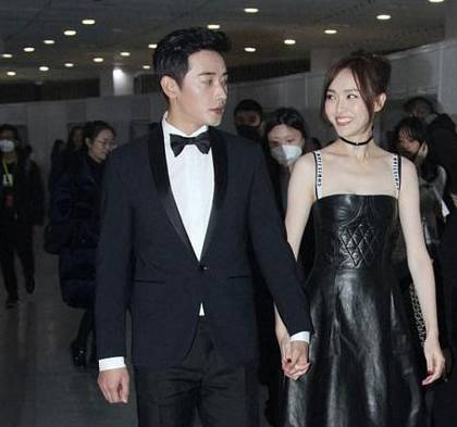 唐嫣罗晋再演情侣 归去来什么时候播？归去来剧情介绍（2）