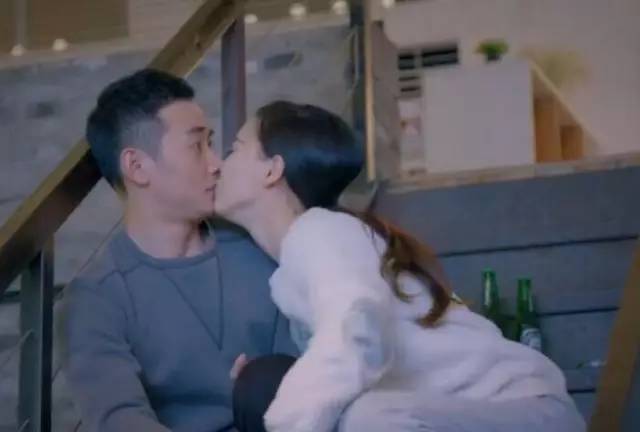 唐嫣罗晋再演情侣 归去来什么时候播？归去来剧情介绍（2）