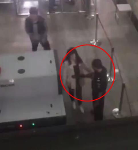 郑州汽车站多名女子遭袭胸安检 涉事男子被治安拘留5日