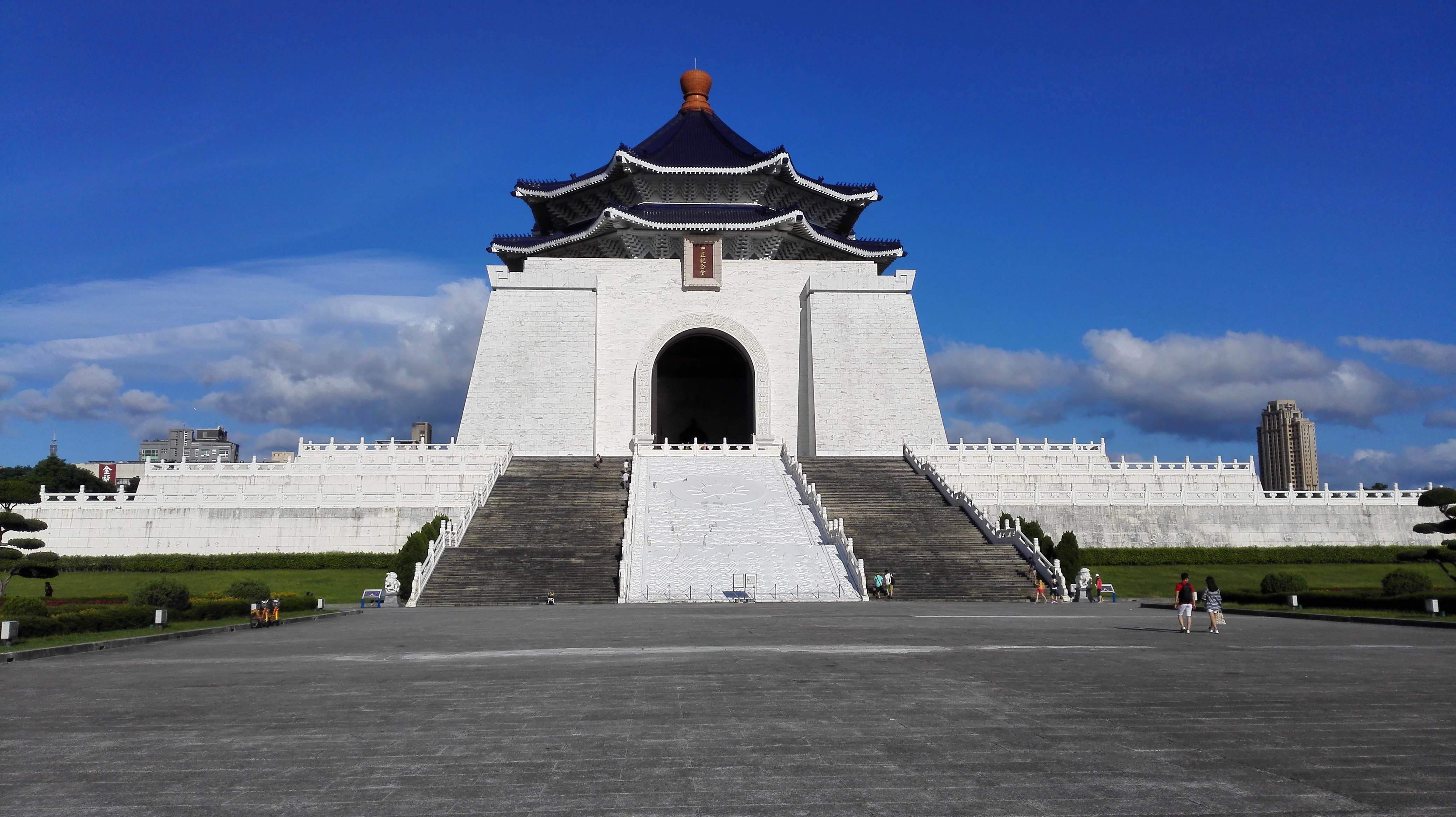 台北“中正纪念堂”周边确定放宽限高至65米 可多盖四层楼