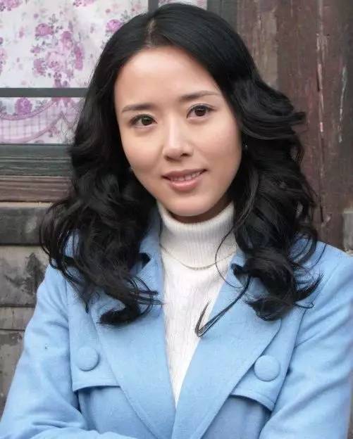 和唐嫣一起抢老公的颜丹晨是谁？苏有朋愿意为她结婚？（2）