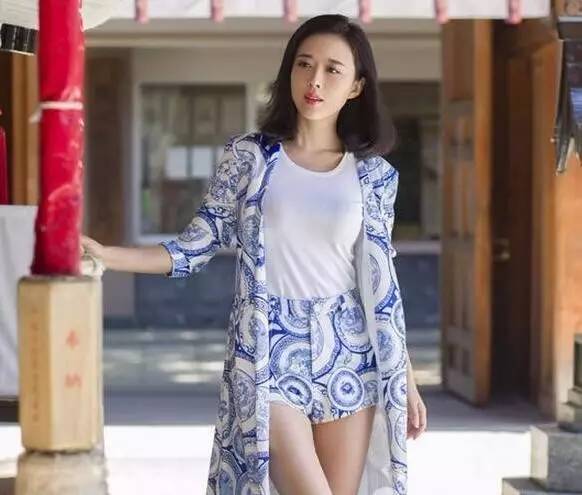 和唐嫣一起抢老公的颜丹晨是谁？苏有朋愿意为她结婚？