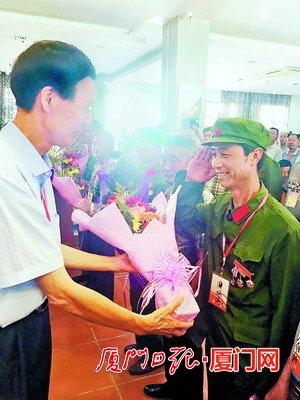 近三百老兵阔别39年 重聚第二故乡小嶝岛
