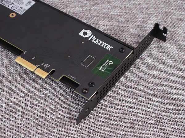 浦科特M8Se 1TB SSD开箱测试：有颜值又不缺才华