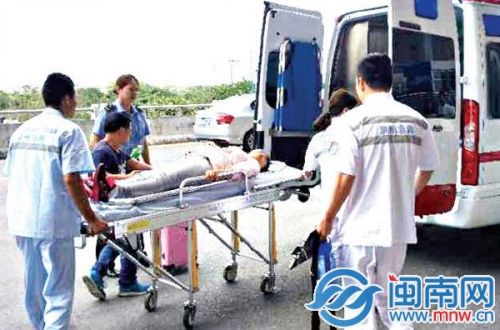 孕妇突发阵痛泉州动车站生命接力 宝宝平安出生