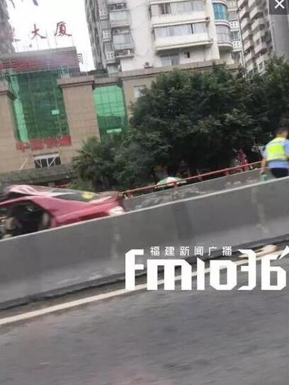 突发！福州连潘高架发生惨烈车祸 1死1重伤