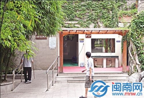 泉州公厕难找上厕所不方便 建议纳入地图APP