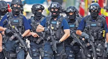 英国9成警察拒配枪：用枪就得接受长时间调查 英国警察巡逻带什么