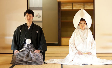 又被家人催婚？日本最新调查：五十岁结婚正当时