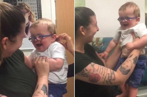 英国男婴患眼疾戴特制眼镜首次看清妈妈开怀大笑