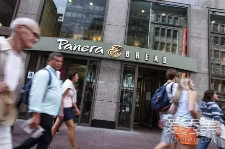 星巴克最大的竞争对手Panera Bread竟是一家空荡荡的面包店