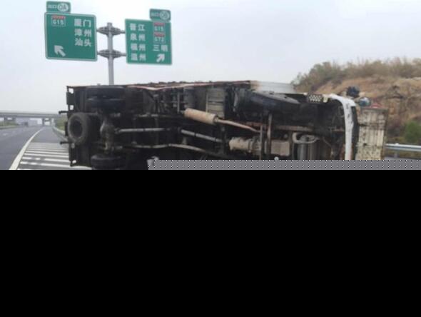 持续雨天 泉州高速4日内发生91起交通事故