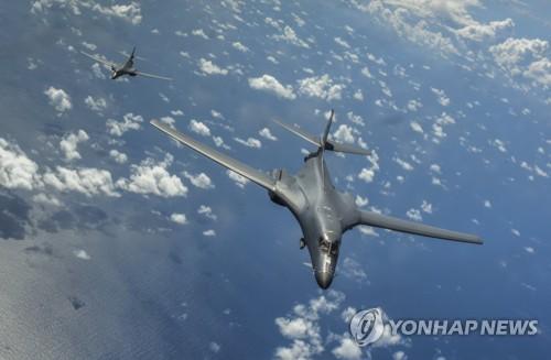美军轰炸机飞临朝韩海域进行侦查和演习 朝鲜半岛局势恶化？