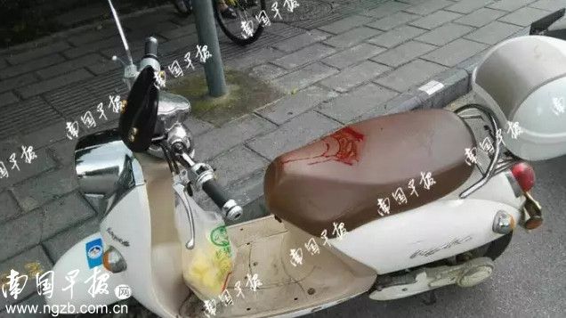 桂林街头发生血案 男子刀捅两女子后跳河 警方拔枪威慑上岸就擒