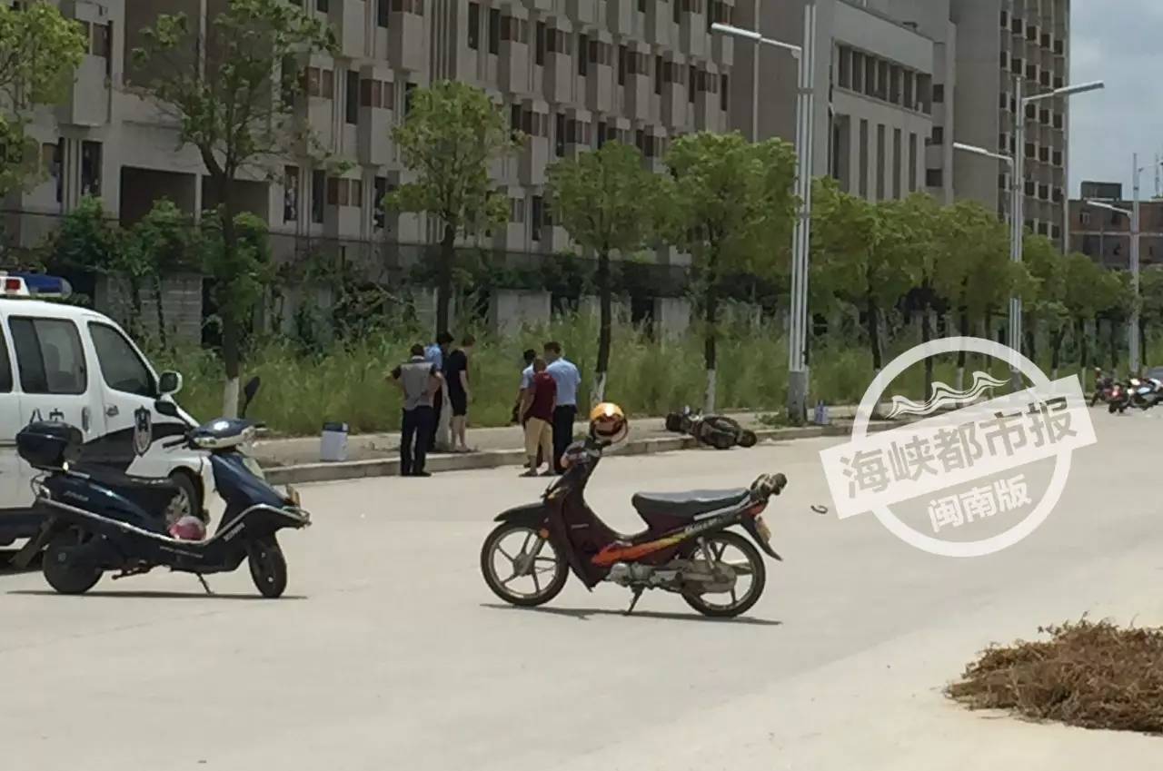 南安一男子骑车回家离奇死在草丛中 满脸是血