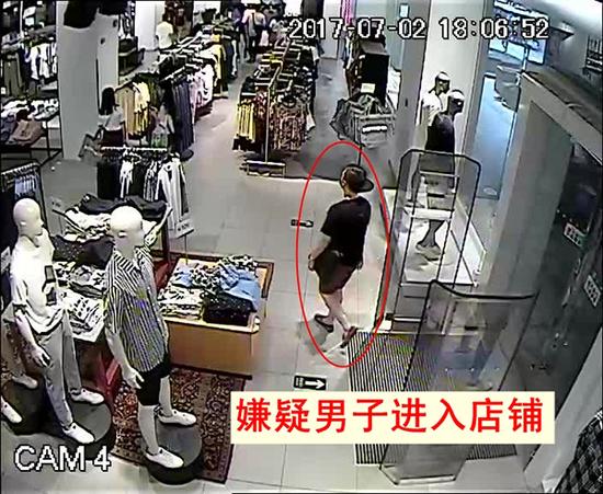 广州一服装店试衣间暗藏摄像头 90后男子偷拍他人隐私被抓