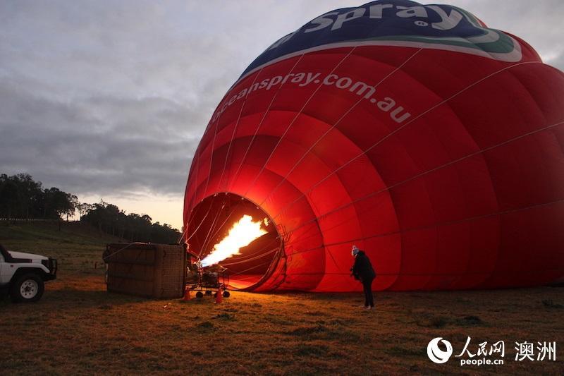 壮丽！在悉尼乘热气球在万米高空观赏唯美日出
