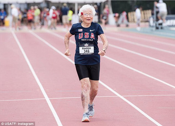 老当益壮！美国101岁老太百米跑出40.12秒破纪录