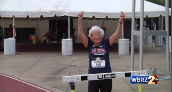 老当益壮！美国101岁老太百米跑出40.12秒破纪录